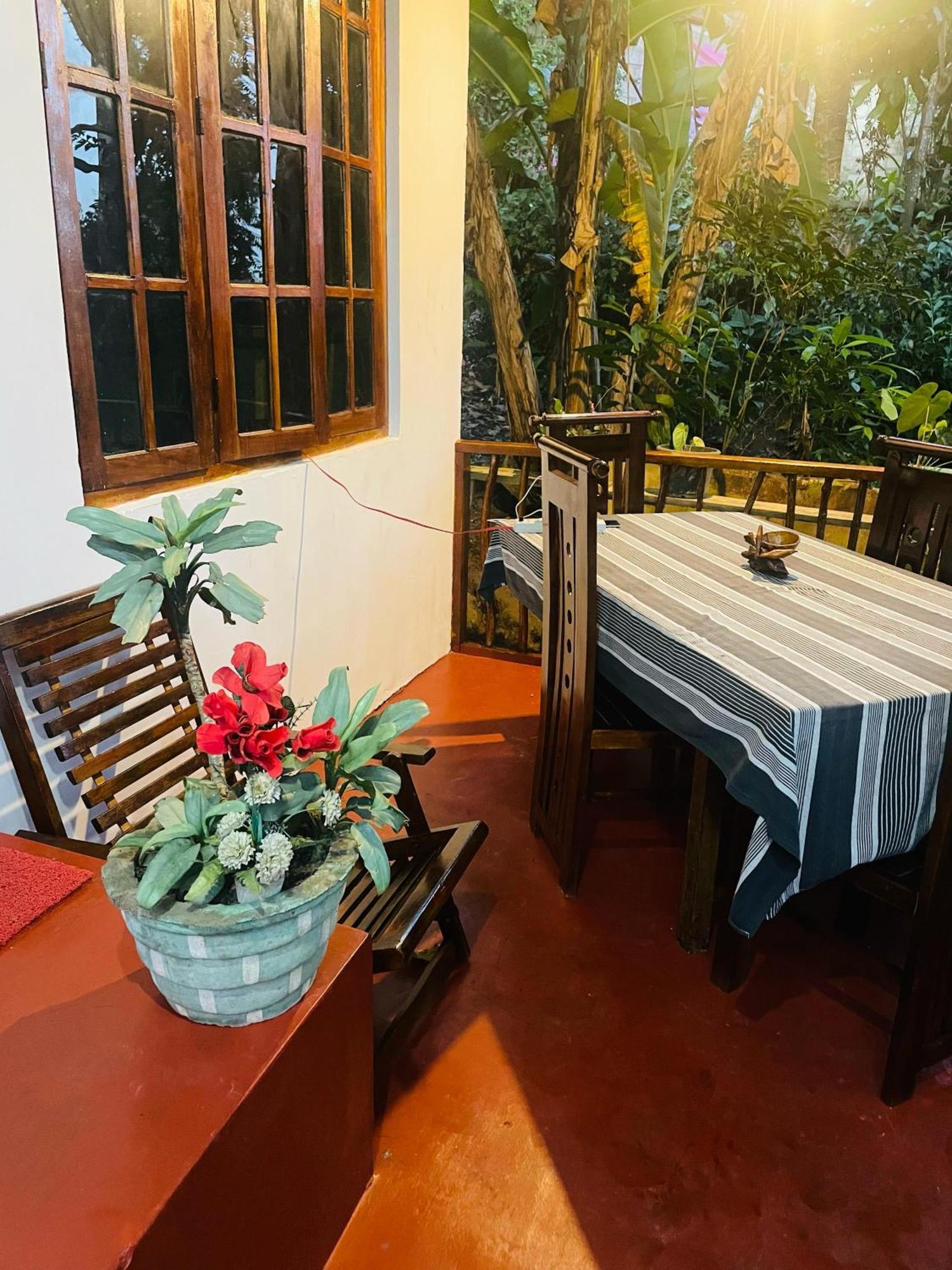 Hidden Gem Inn Ella Luaran gambar